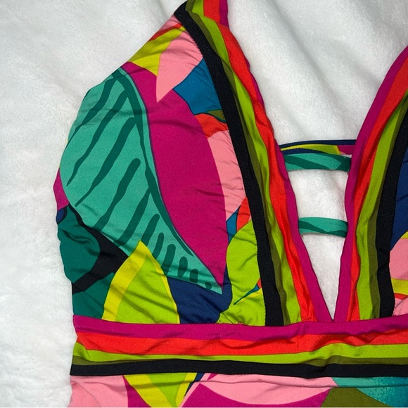 Trina Turk  Women's Standard Rainforest Plunge Hi Leg One Piece, Multi, Size 10 - Picture 7 of 16